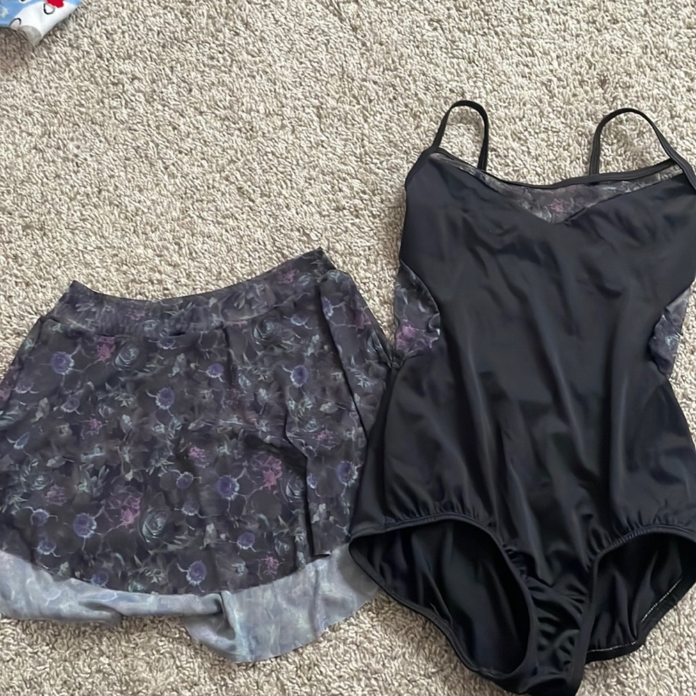 Body Wrappers Leotard and Skirt set Sz 12-15 Girls